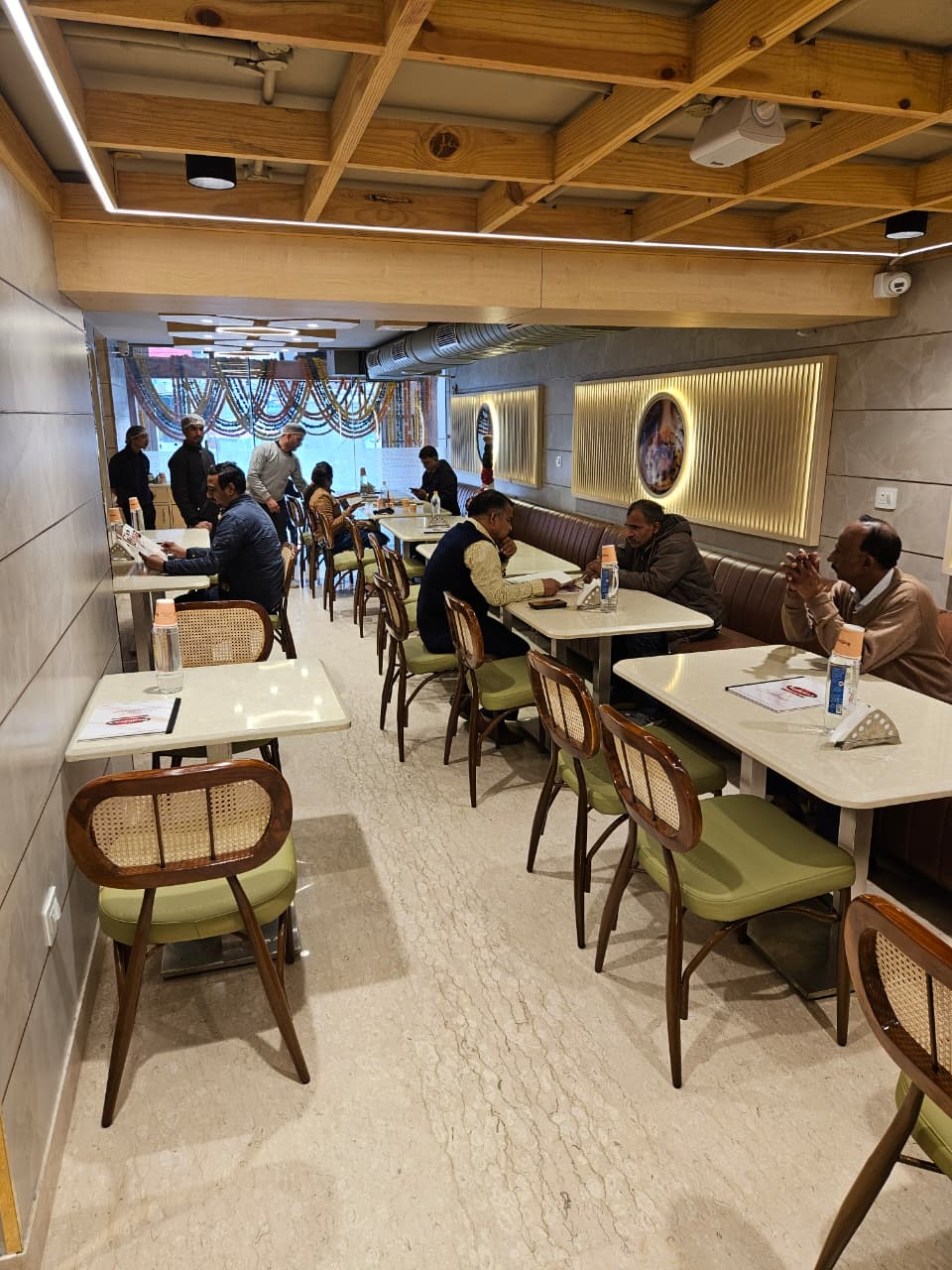 Food court menu